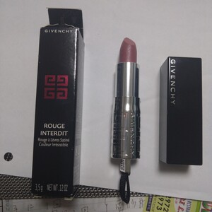 【新中古　未使用】ジバンシィ　Rouge　INTERDIT 66 ソフィスティケート　NUDE