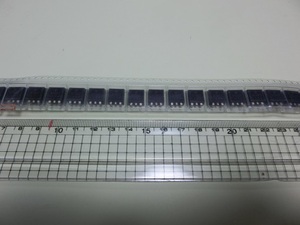 面実装トランジスタ 2SB1667 東芝(TOSHIBA) (出品番号350）