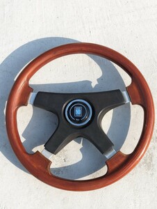 パーソナル　personal homologated ITALY 木製　ステアリング　ハンドル　ウッド　NARDI　ナルディ　ホーン付き　約35ｃｍ