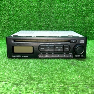 ダイハツ　CD　プレイヤー　86180-B5010　1DIN　オーディオ　現状品