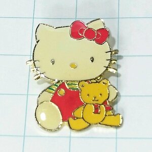 送料無料)キティちゃん クマのぬいぐるみ キャラクター PINS ピンズ ピンバッジ A10611