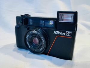 Nikon L35AF / Nikon LENS 35mm F2.8 ニコン AFコンパクトフィルムカメラ