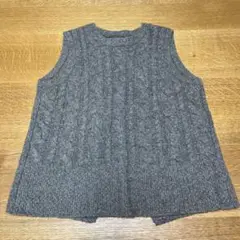 WOOL100%  レディースニット　ジレ