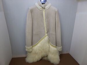 未使用品　ERMANNO SCERVINO/エルマンノ シェルヴィーノ　レディースコート　サイズ42　セレクトショップ在庫　参考価格378.000円　523I