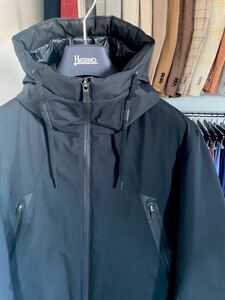 秋冬 国内正規 新品同様★HERNOヘルノ Laminar GORE-TEX フーデッドダウン 46size ブラック★LARDINI TAGLIATORE MOORER TATRAS好きに 44