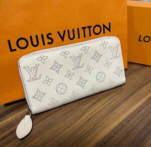 ★正規品 美品★Louis Vuitton ルイヴィトン 財布 マヒナ ホワイト アイボリー ラウンドファスナー ラウンドジップ 人気モデル♪