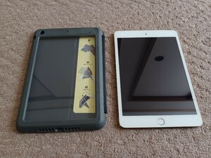 美品 Apple iPad mini 3 Wi-Fi+Cellular（au） 16GB MGYR2J/A SIMフリー [ゴールド] ＋タブレットカバー・ケース（おまけ）