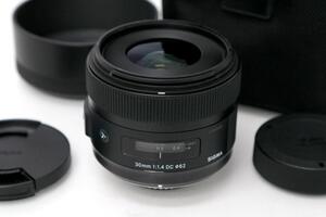 美品｜シグマ 30mm F1.4 DC HSM Art ニコンFマウント用 CA01-M3045-2A1D