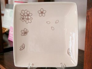 【50%OFF アウトレット】 ジェンガラ JENGGALA 食器・陶器 Jenggala Square Plate (SAKURA COLLECTION) ※同梱発送可