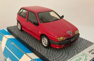 Alezan by Zeppelin 1/43 レジン完成品 AlfaRomeo 145 Quadrifoglio アルファロメオ