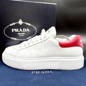 1円 【美品】 PRADA プラダ 【圧倒的高級感】 メンズ ローカット ロゴ スニーカー シューズ 靴 厚底 ホワイト 白 レッド 赤 27.0cm相当