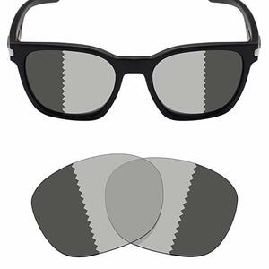 処分価格！！オークリー　ガレージロック用 偏光・調光レンズ Mryok Replacement Lenses Oakley Garage Rock Polarized-Grey Photochromic 