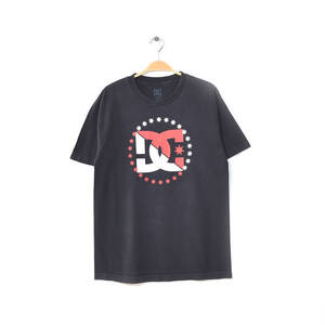 【送料無料】DC SHOES コットン ロゴプリント クルーネック 半袖 Tシャツ メンズM USA アメカジ ストリート 古着 BB0435