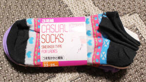 (^-^)メッシュタイプのつま先かかと補強CASUAL SOCKS柄違い３足組靴下♪23~25cm