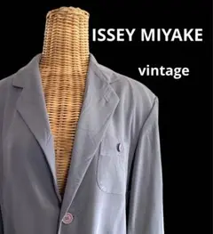 古着好きさんへ　ISSEY MIYAKE イッセイミヤケ グレー　薄手ジャケット