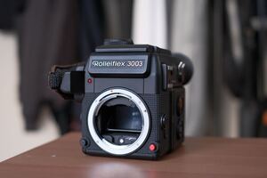 【美品:希少電池パック付き】Rolleiflex 3003 ローライ Rollei ローライフレックス フィルムカメラ