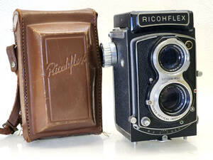 ★ R60604　RICOHFLEX　リコーフレックス　RICONAR VIEWER　8cm　F3.5　二眼レフカメラ　ケース付き　レトロ ★