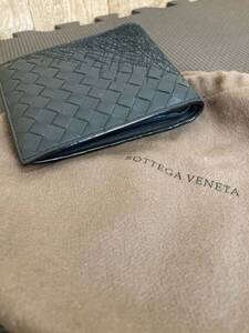 BOTTEGA VENETA ボッテガヴェネタ イントレチャート 二つ折り財布 レザー ブラック 財布 黒