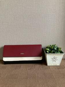  ＊即決 送料無料【美品】フルラ FURLA 長財布 レッド ブラック ホワイト マルチカラー＊