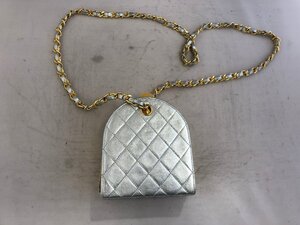 【CHANEL】シャネル　マトラッセ　がま口チェーンショルダー　シルバー×ゴールド　キルティングレザー　SY02-EID