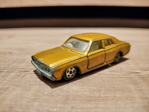 香港トミカ 香港製 No.33 日産 セドリック 230系 Made in Hong kong Nissan cedric 1/65　TOMICA 希少レア　