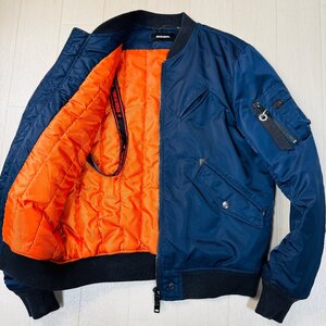 美品/M-L相当★ディーゼル/DIESEL オレンジキルティング 袖ロゴ ボンバージャケット MA-1 ブルゾン アウター 中綿 レザーパッチ メンズ 紺