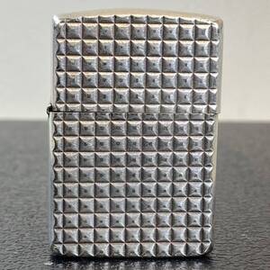 ●【MH-8617】中古品 ZIPPO ジッポー オイルライター Heavy Wall Armor Caseアーマーケース ダイヤカット 両面 2002年 着火OK【レタパ可】