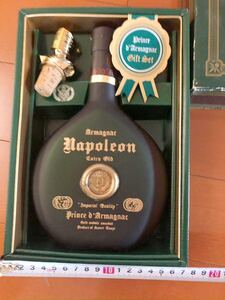 未開封古酒Armagnac napoleonナポレオンエクストラオールドインペリアルクォリティブランデープリンスアルマニャックギフトセットコルク付