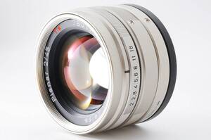 Carl Zeiss Planar 45mm F2 T*