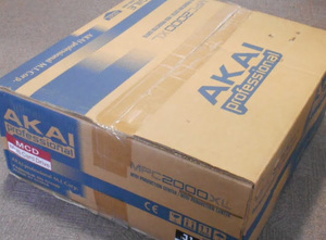 【稀少品】【未開封新品】 MPC2000XL MCD (AKAI Professional) サンプラー