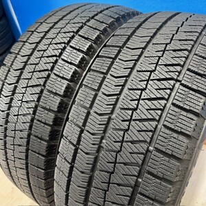 【2022年製造】　215/55R17　ブリヂストン　BLIZZAK　VRX2　スタッドレスタイヤ　215/55/17　2本　【来店交換も大歓迎】