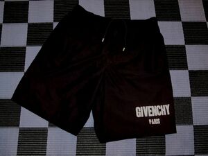 GIVENCHY（ジバンシィ） 本物（正規品） 高級海水パンツ(ボートショーツ)　Ｌ　黒色美品●グッチGUCCIフェンディFENDILVDiorlバレンシアガ