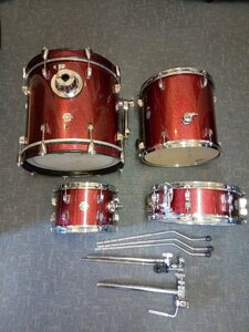 Ludwig ラディック　BREAKBEATS QUESTLOVE 小口径ドラムセット　難あり中古品　色：ワインレッドスパークル　