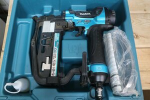 中古品 マキタ 高圧フロアタッカ AT450HAM 青 エアー タッカー スーパーネイラ フロア用 makita