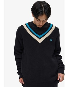 「FRED PERRY」 Vネックニット M ブラック メンズ