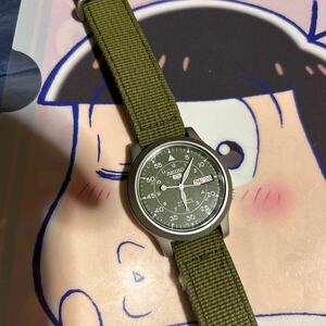 自動巻　実働　SEIKO 希少品SEIKO 海外モデルミリタリー10気圧防水 逆輸入セイコー5 自動巻腕時計 セイコーファイブ