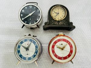 ☆1000円スタート☆　セイコー社など　目覚まし時計　置き時計　４台セット　　SEIKO　リズム