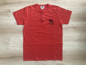 フェローズ Pherrow’s BUFFALO BRAND ワンポイント バックプリント 入り ヘンリーネック Tシャツ XL 42 赤