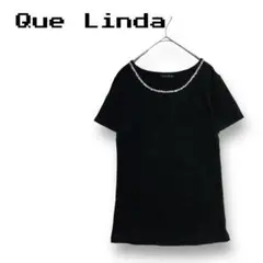 【Que Linda】Tシャツ　ブラック　衿もとスパンコール　キラキラ　半袖