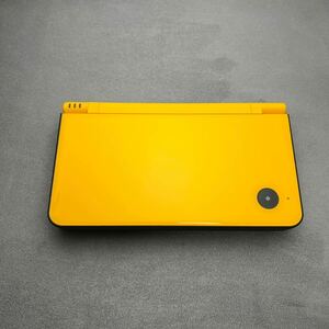 任天堂 Nintendo ニンテンドー DSi DSiLL 本体 UTL-001 イエロー 黄色 美品 外装極美 訳あり レトロゲーム 箱 充電器 なし 送料230円