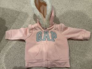 送料無料 babyGAP ベビーギャップ パーカー ベビー服 6mから12ｍ サイズ70 pinkピンク色 綿コットン もこもこ ふわふわ インポート 