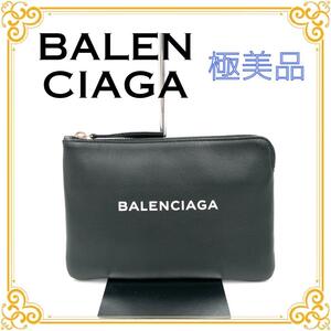 BALENCIAGA バレンシアガ レザー エブリデイ ポーチ レディース メンズ ブラック ブランド クラッチバッグ 黒 シルバー金具 美品 シンプル