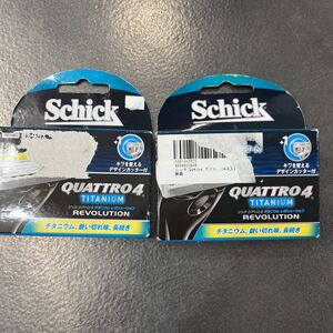 送料185円シック Schick クアトロ4 4枚刃 チタニウムレボリューション 替刃 (4コ入)2セット