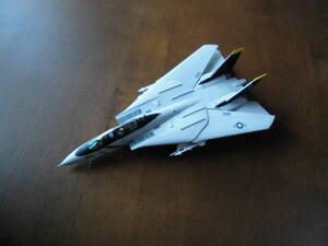 アシェット アメリカ海軍 F-14A トムキャット VF-14 Tophatters CAB Bird 1/100