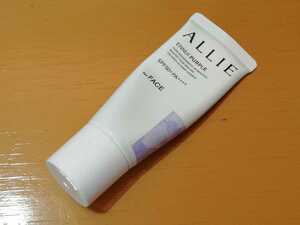 アリィー クロノビューティ カラーチューニングuv 01　ALLIE　SPF50+ PA++++　40g