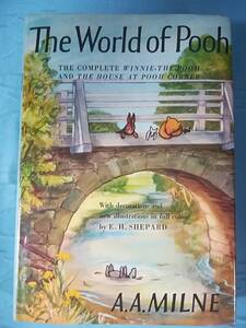 【洋書】The World of Pooh くまのプーさん A.A.MILNE