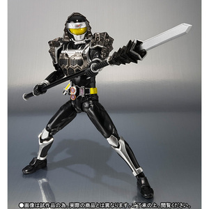 バンダイ　魂ウェブ商店　S.H.Figuarts 仮面ライダー鎧武/ガイム 仮面ライダー黒影 マツボックリアームズ　新品未開封品