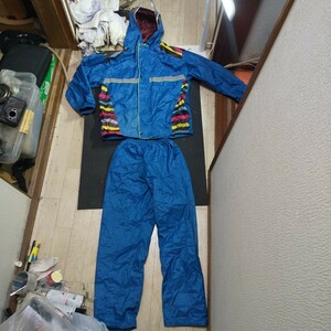 子供用レインスーツ　カッパ　雨具