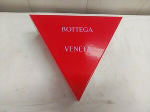 BOTTEGA VENETA 空箱 三角 赤【 27.5×27.5×11cm 】ボッテガヴェネタ 美品