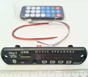 microSDカード/USBメモリ－/Bluetooth/FM/AUXIN端子 MP3/WMA リモコン付 コネクタケーブル付　ミニカーステレオ　 ★鄭AV